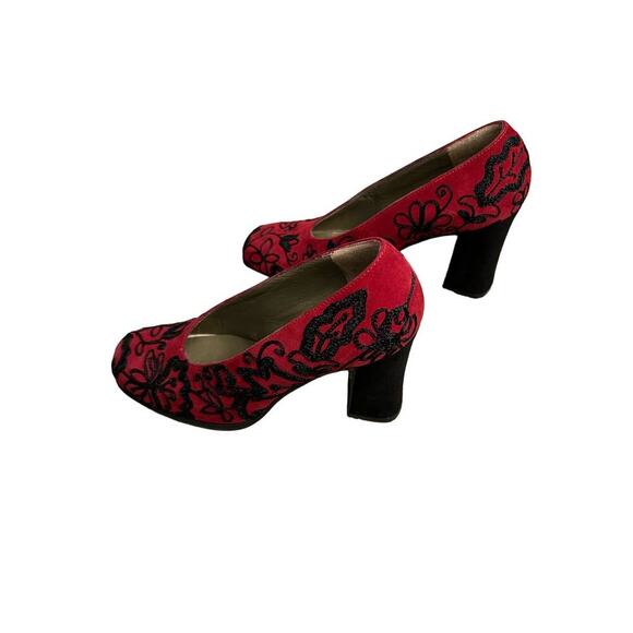 YSL Yves Saint Laurent Red Embroidery Black Suede Pump Heels Size 6 - Picture 4 of 10